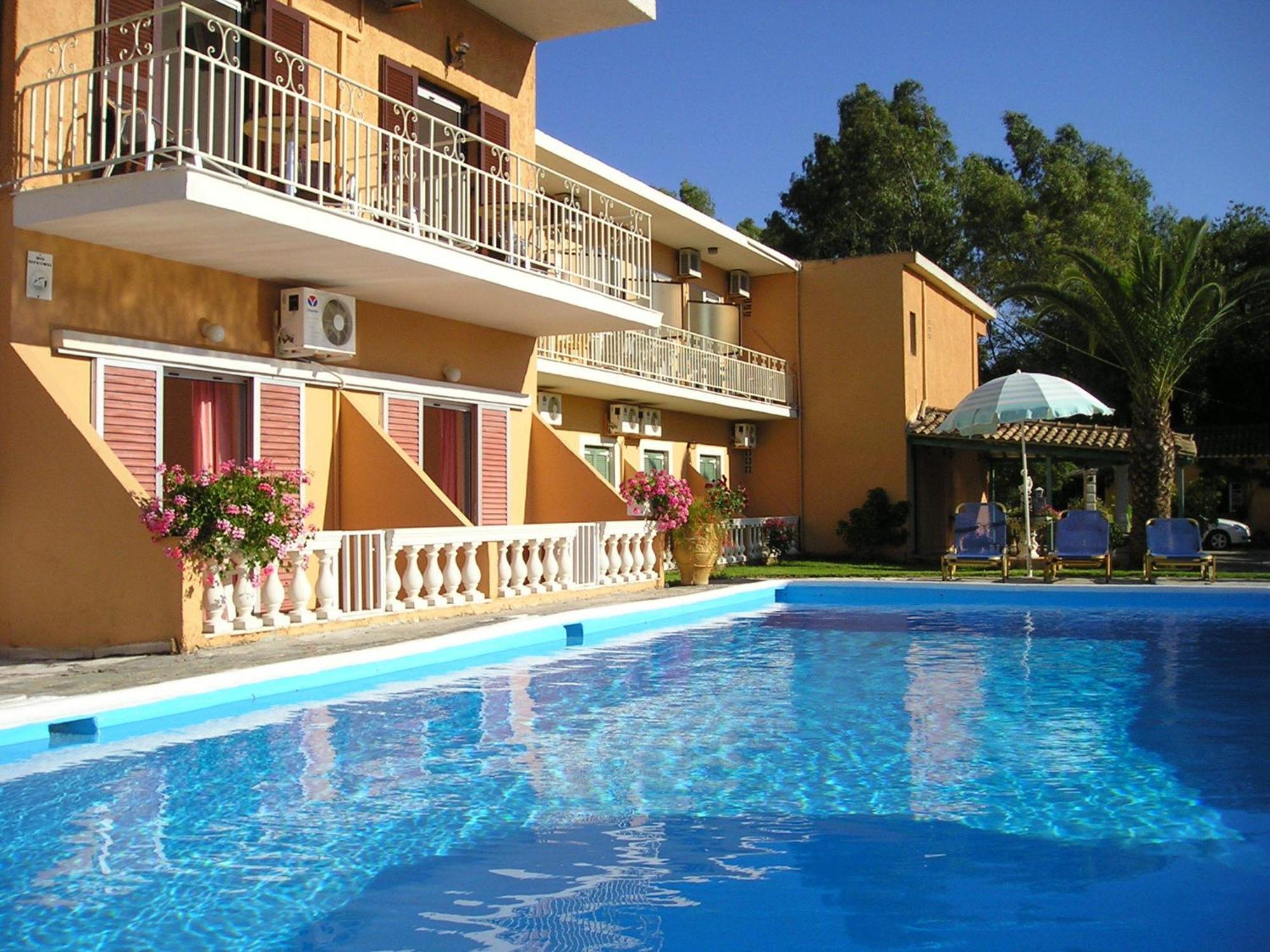 River Studios & Apartments Mesongi Luaran gambar